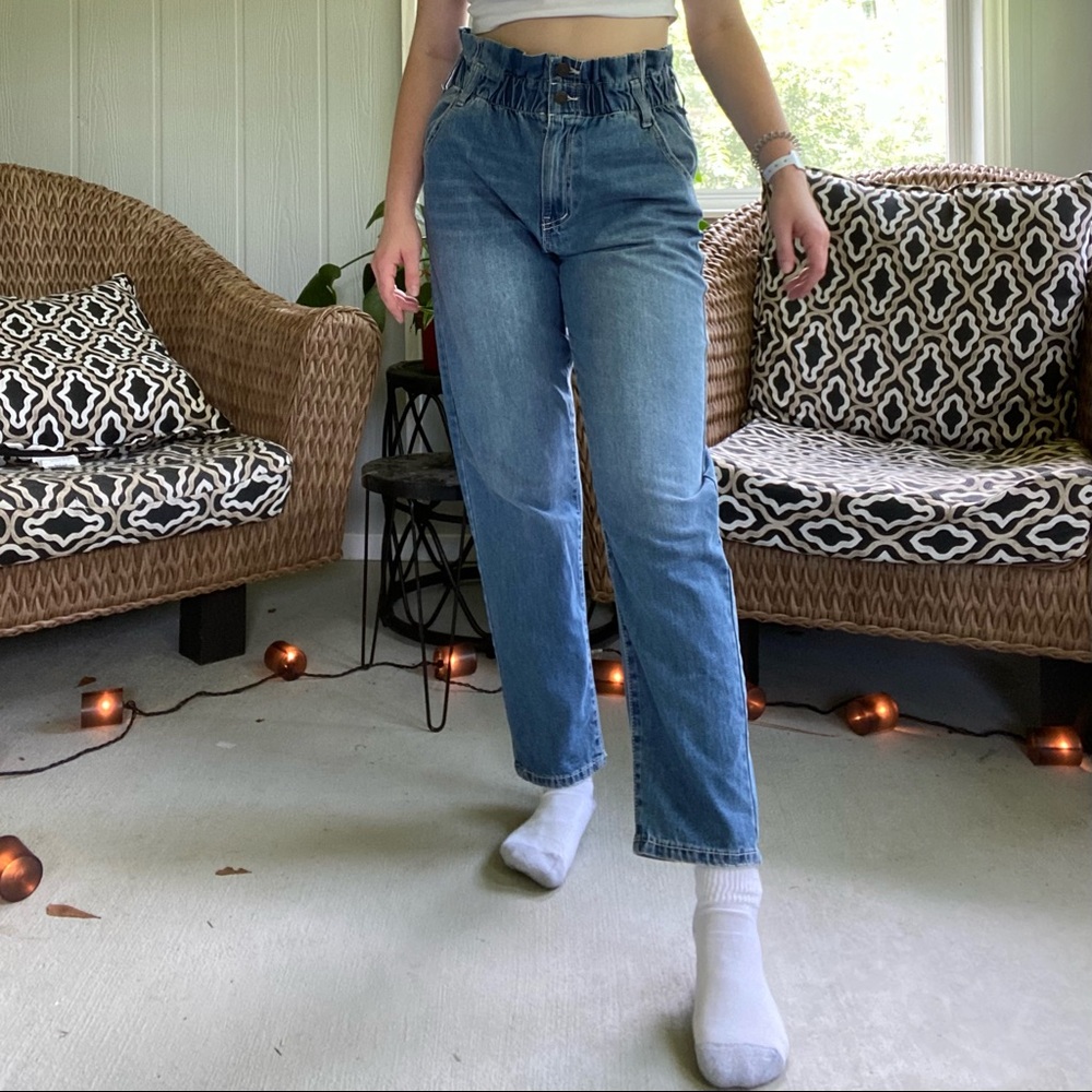 High Rise Mom Jeans - Picture 2 of 2